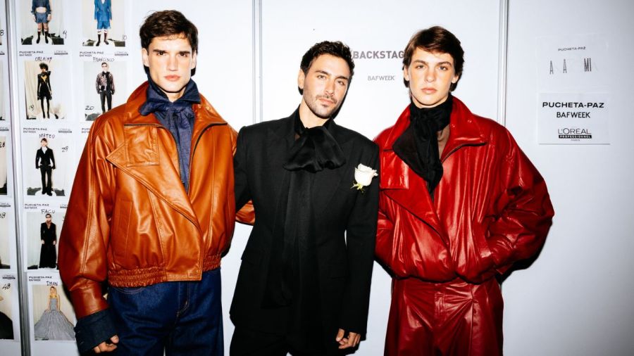 Franco Poggio, Lizardo Ponce y Benicio Gravier en el desfile de Pucheta-Paz