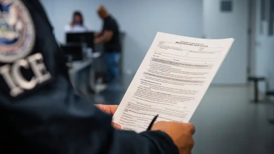 ICE Servicio de Inmigración y Control de Aduanas