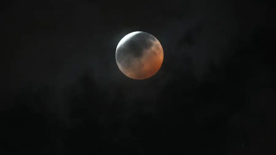 Luna de Sangre - Eclipse 28082026