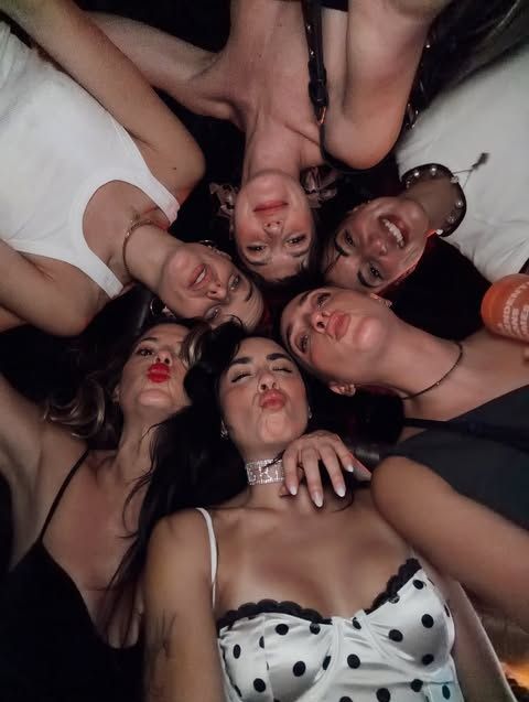 La despedida de soltera de Lali Espósito en Brasil junto a amigas