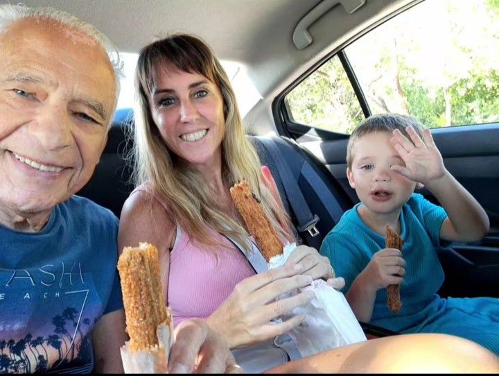 Alberto Cormillot y su familia