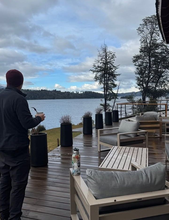 Andy Kusnetzoff en Villa La Angostura