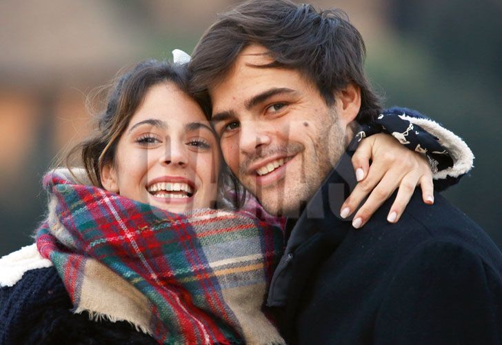 Tini Stoessel, Peter Lanzani