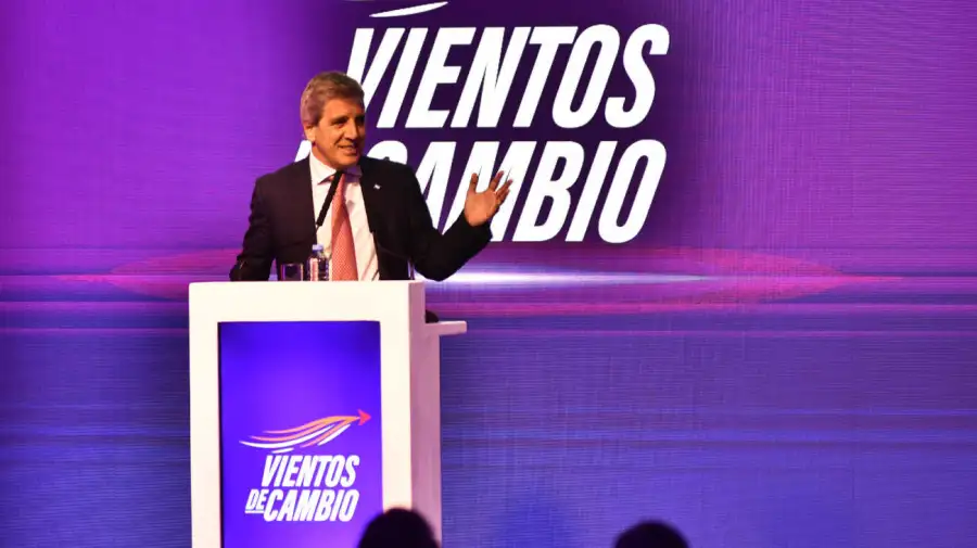 Luis Caputo en el evento Vientos de Cambio 02092026