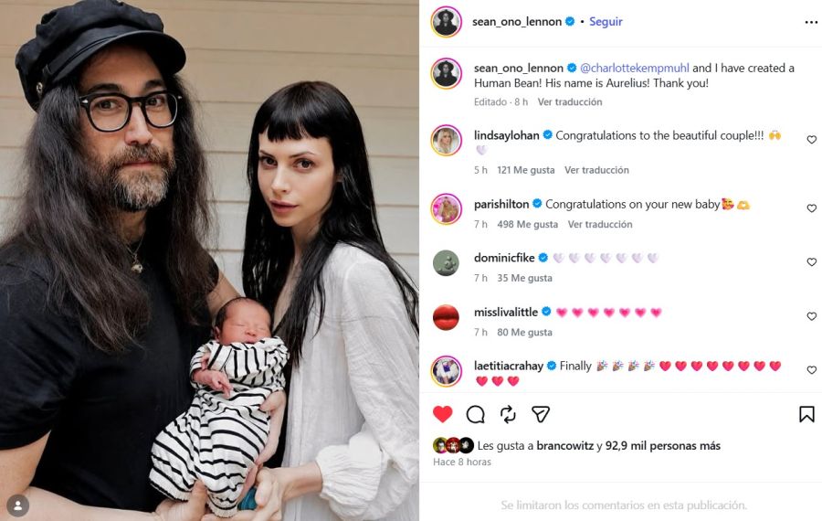 Sean Ono Lennon y Charlotte Kemp Muhl con su hijo Aurelius