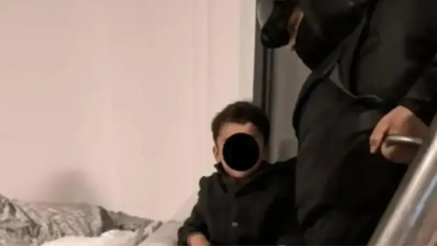 En medio de la masacre hubo un sobreviviente: el hijo de 5 años de la pareja