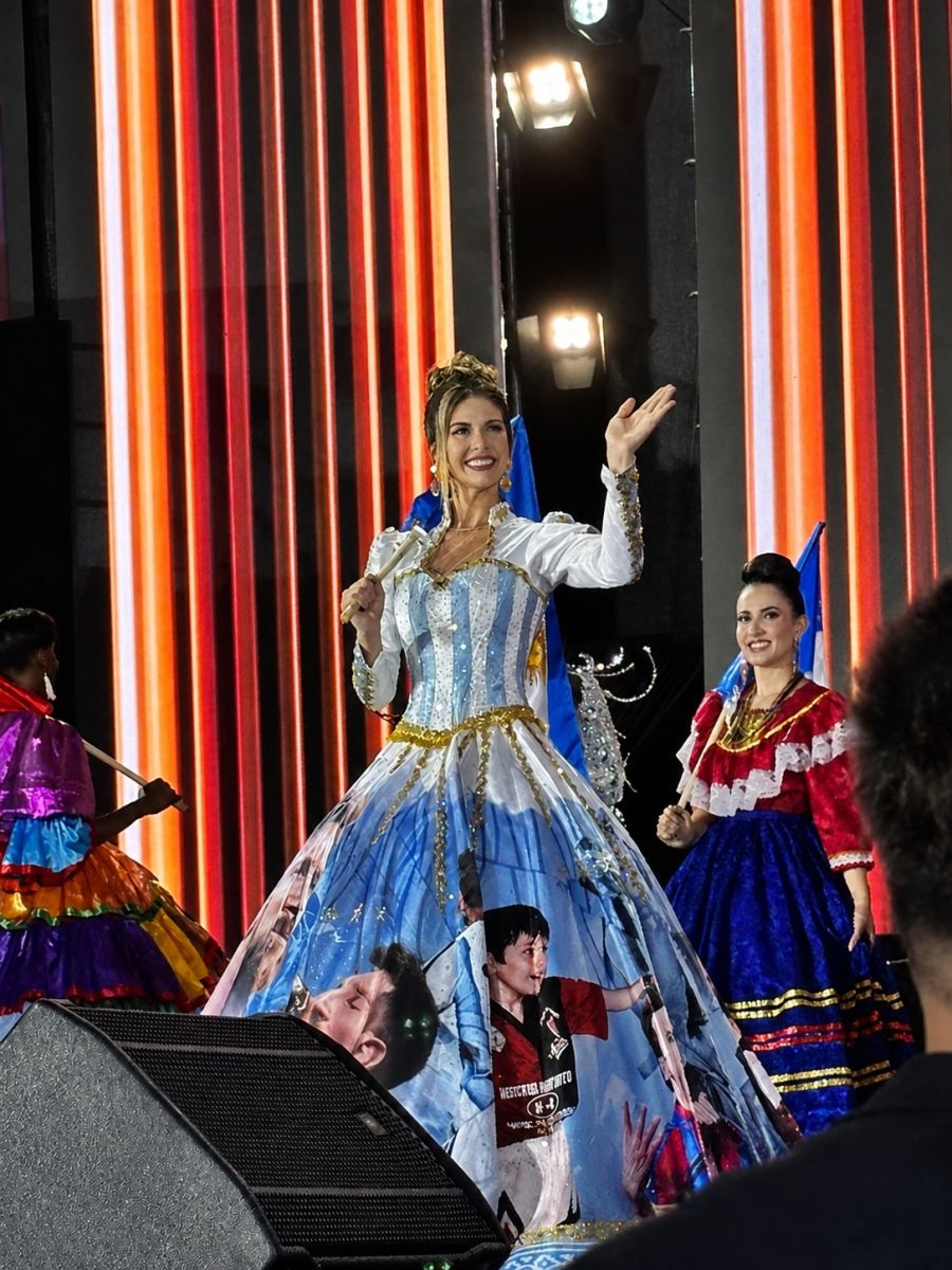 Alina Luz Akselrad, la argentina que compitió en Miss Mundo