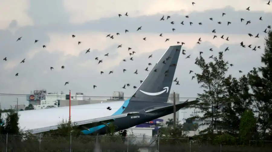 Avión de Amazon