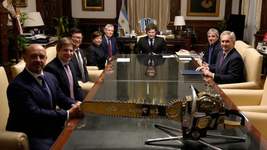 Milei recibió a directivos de Tesla y DayOne Data 