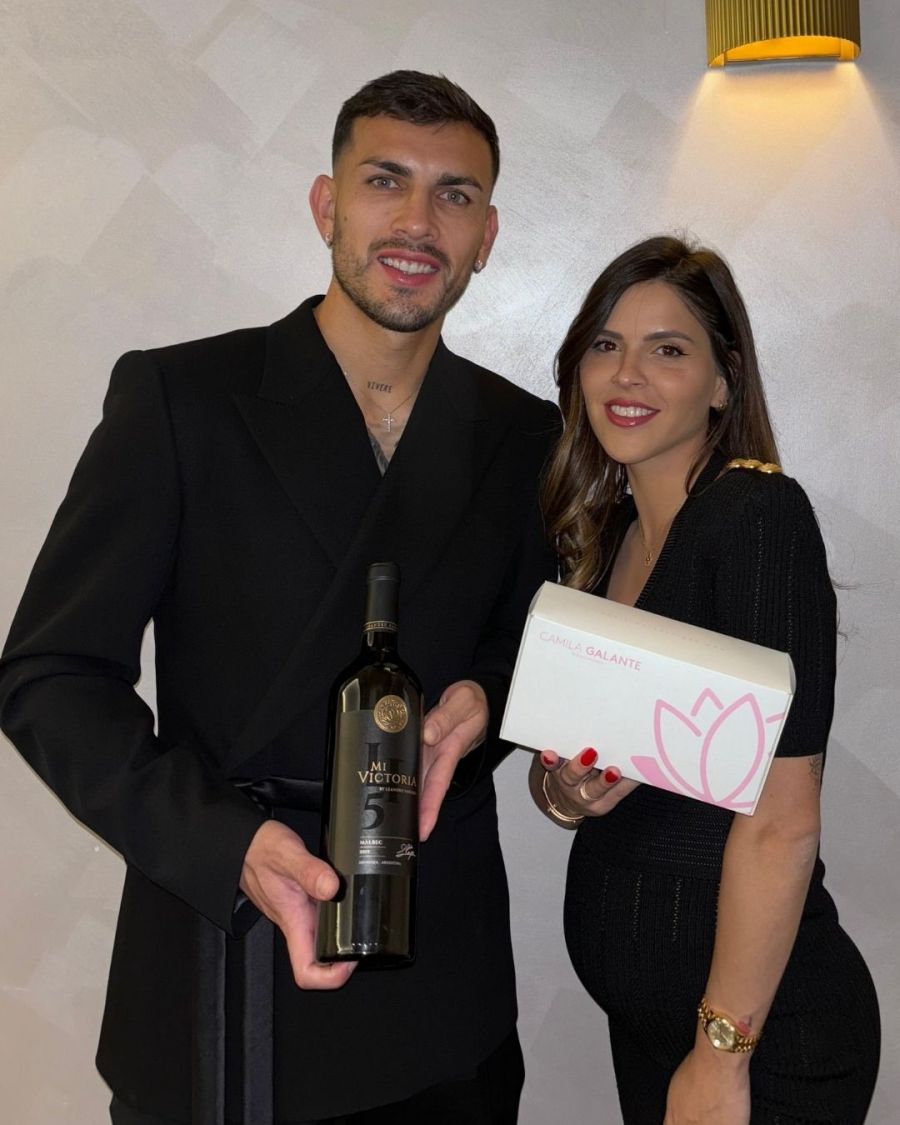 Camila Galante y Leandro Paredes