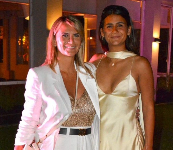 Amalia Granata junto a su hija Uma
