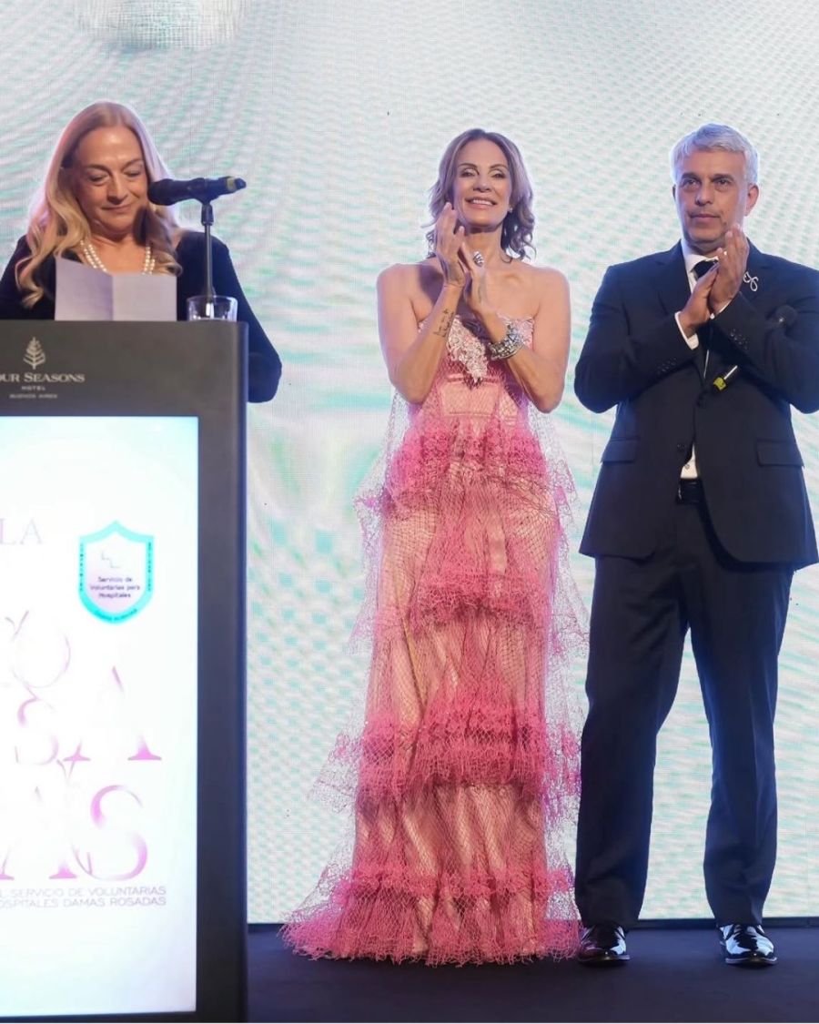 El look de Nequi Galotti en la gala anual de las Damas Rosadas