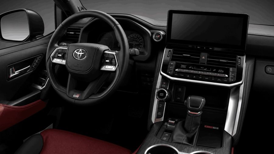 TOYOTA LAND CRUISER 300