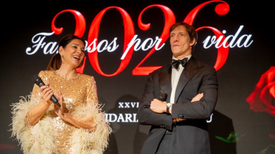 Andrea Frigerio e Iván de Pineda en la 27ª edición de la gala solidaria de Fundaleu