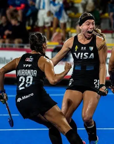 Las Leonas