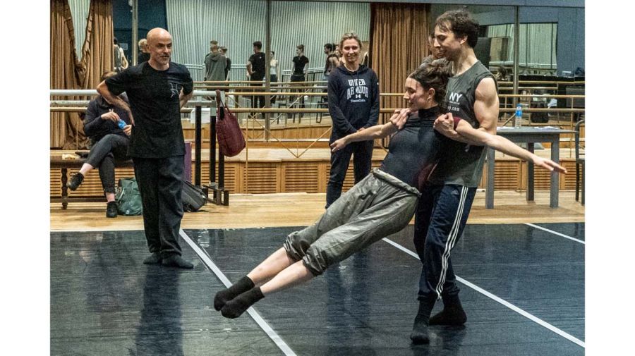 El Colón prepara el estreno mundial de Principio de éxtasis, con el ballet dirigido por Julio Bocca, coreografía de Goyo Montero y música de Gustavo Santaolalla.