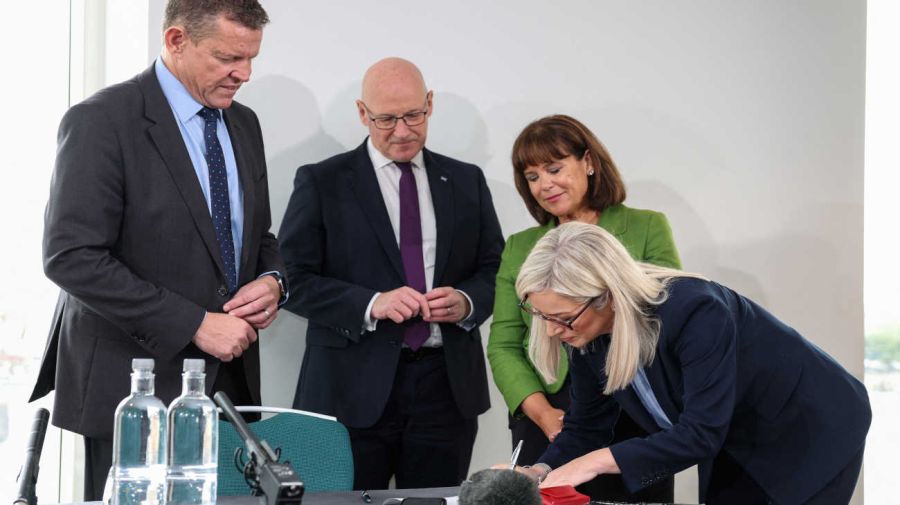 Líderes de Escocia, Gales e Irlanda firmaron un pacto histórico para disolver el Reino Unido 14092026