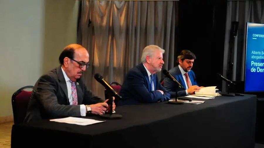 Conferencia de Prensa Dres. Beraldi, Valim, Borrego
