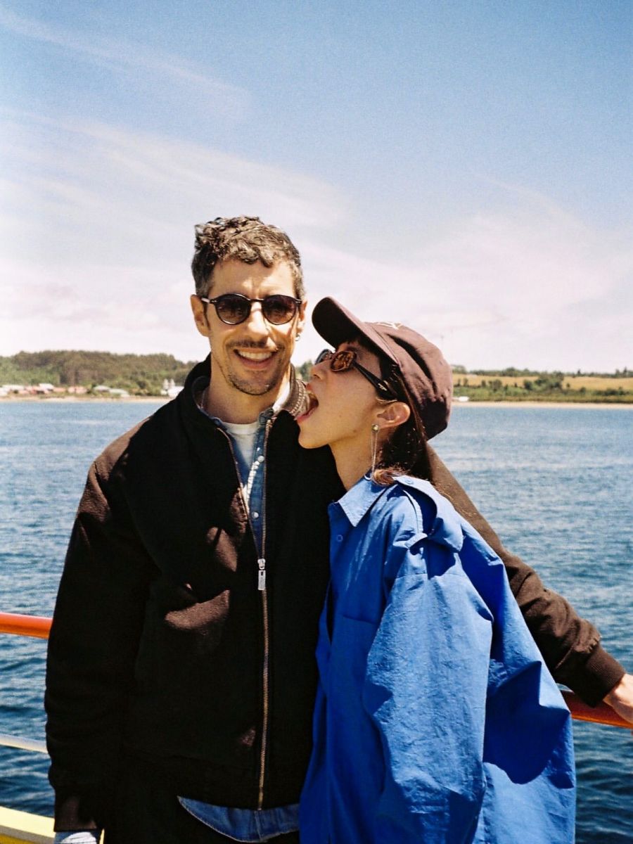 Débora Nishimoto y Esteban Lamothe