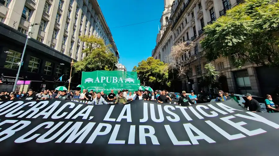 Manifestación Defendamos la UBA