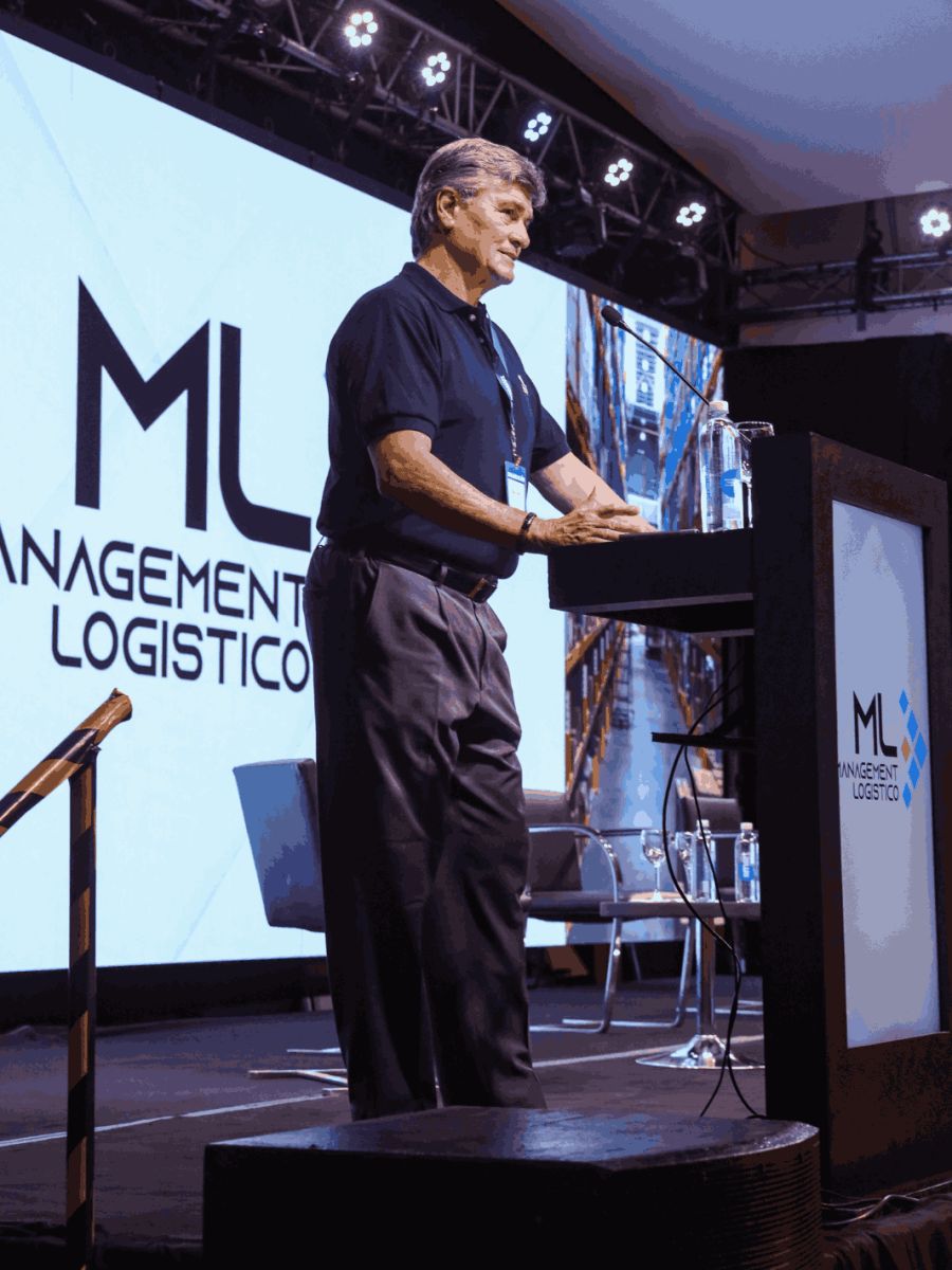 Tomás Hirsch, Director de Management Logístico