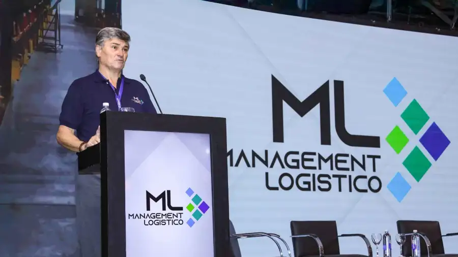 Tomás Hirsch, Director de Management Logístico