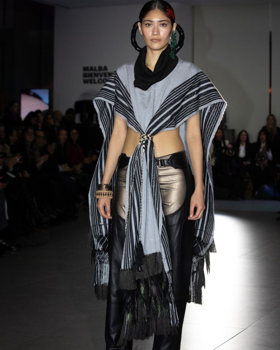 Desfile Carla Fernández en el Malba