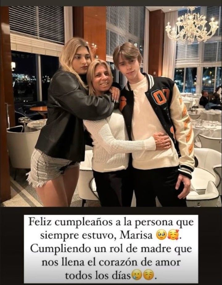 Marisa López, Marta y Felipe Fort