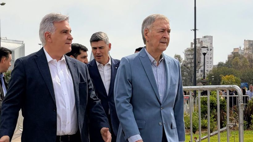 Martín Llaryora inauguró este viernes el Parque “Papa León XIV”