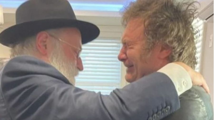 Milei con el rabino Simón Jacobson, en 2023