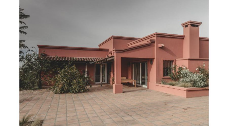 Patios, galerías y una forma de habitar el campo
