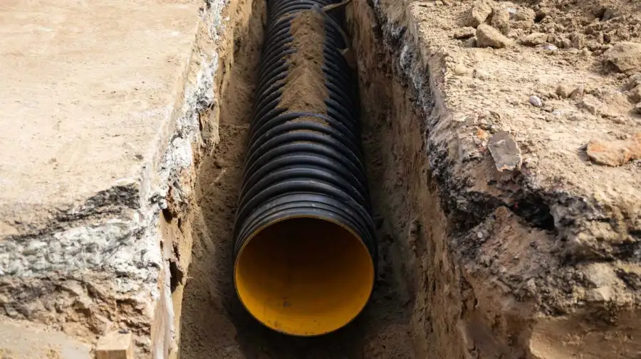 Arreglo pluvial en Av. Del Libertador.