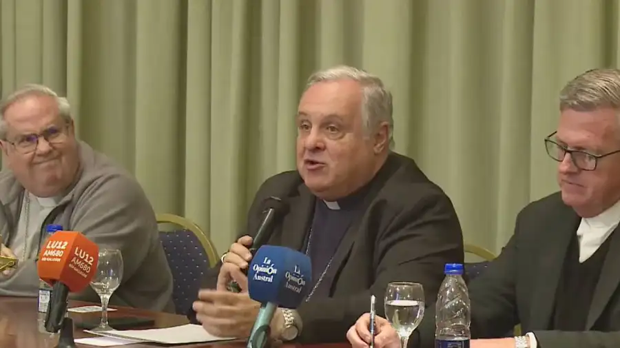 Conferencia Prensa visita Papa León XIV