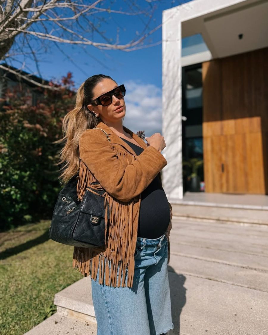Stephanie Demner con look boho chic