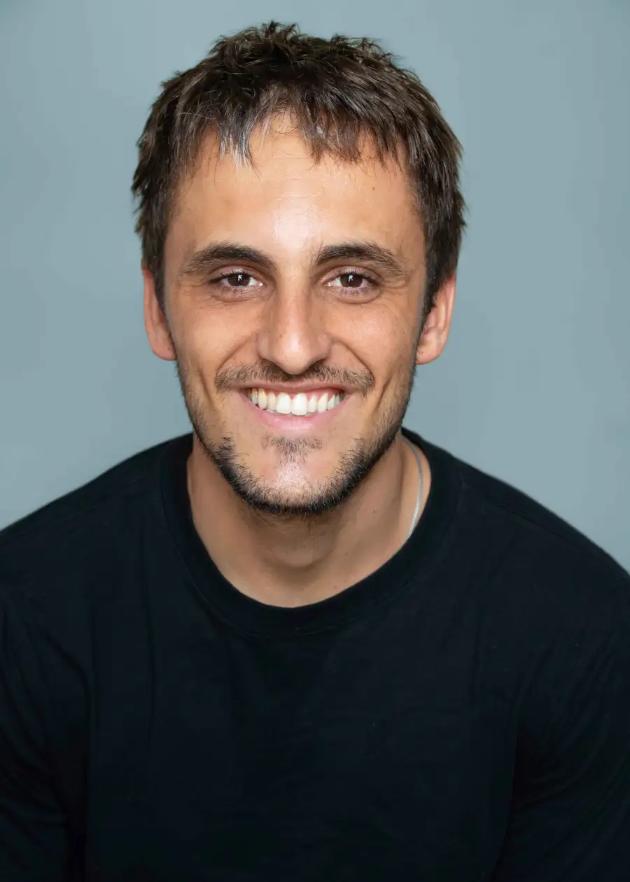 Tati Pereira Colombo, el actor argentino que divide su carrera entre la escena neoyorquina y la cartelera porteña.