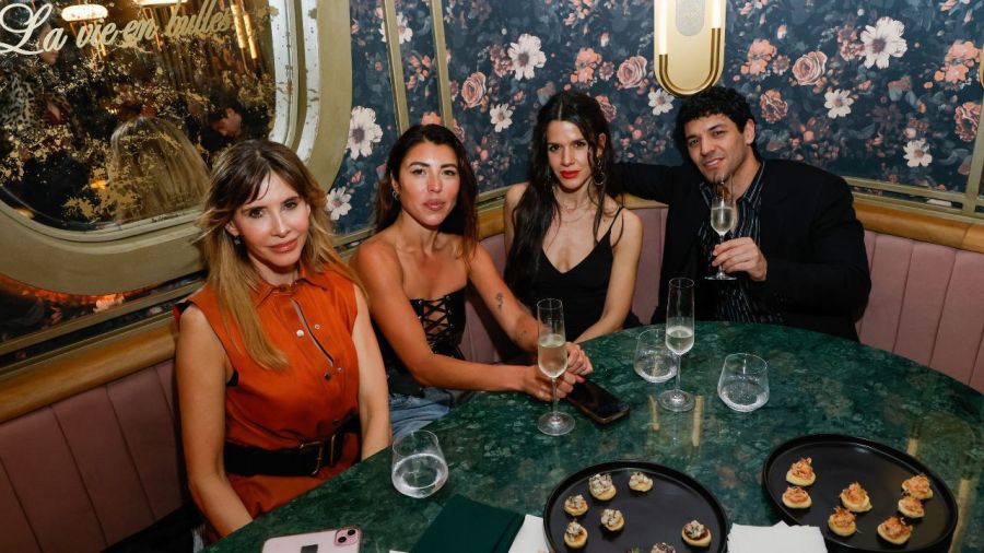 Guillermina Valdés, Joaquín Levinton, Violeta Urtizberea y Benjamín Alfonso