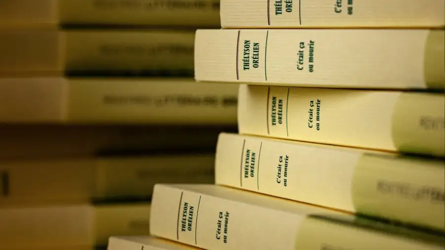 Un prestigioso premio literario de Francia retira una novela candidata por sospechas de IA