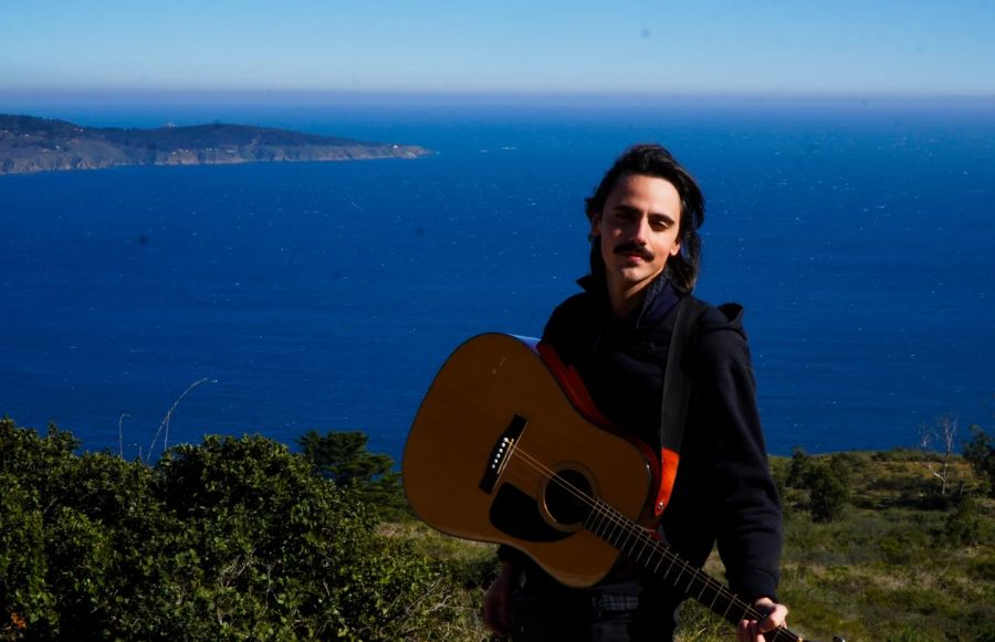  Benjamín Vicuña presentó a Diego, su sobrino actor y músico: “Ilustre visita”