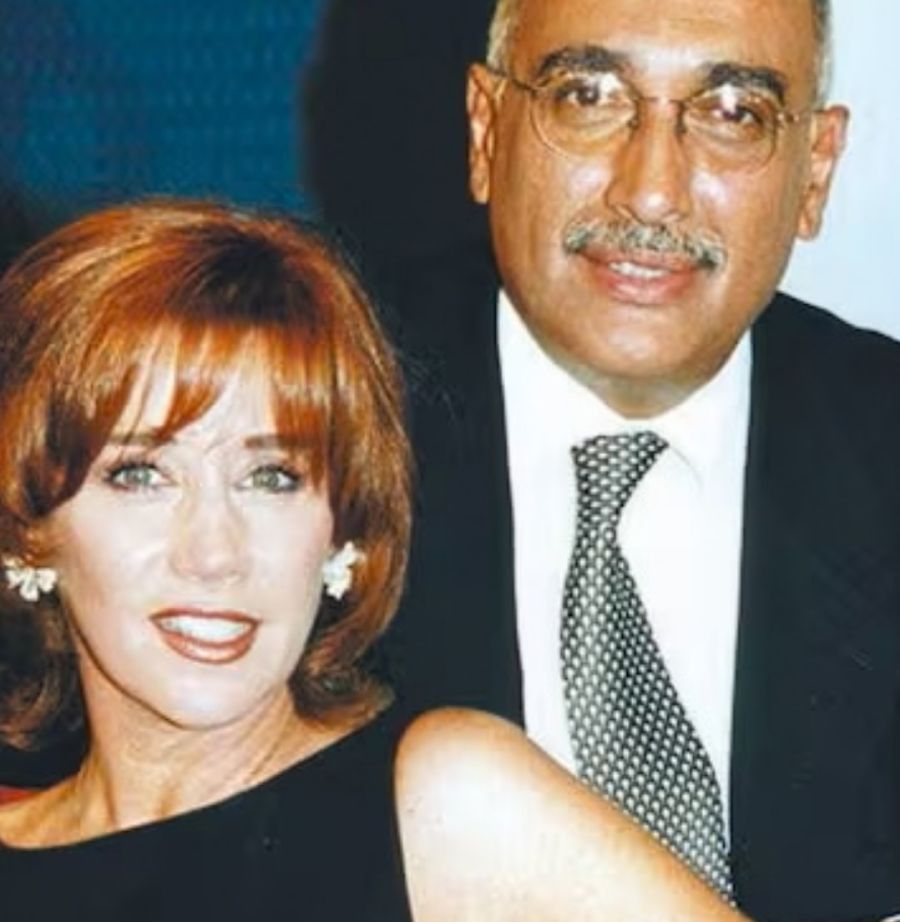 Negro González Oro, Marcela Tinayre