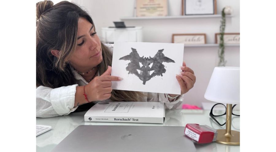 ¿Qué ves en la mancha?: los mitos detrás de los aptos psicológicos