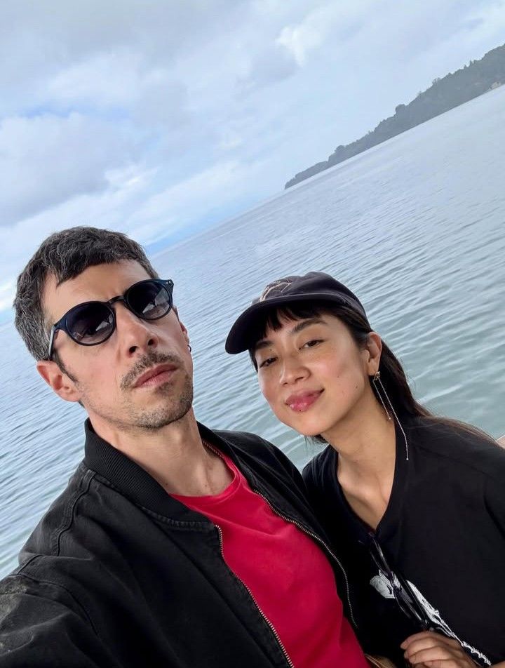 Esteban Lamothe y Débora Nishimoto