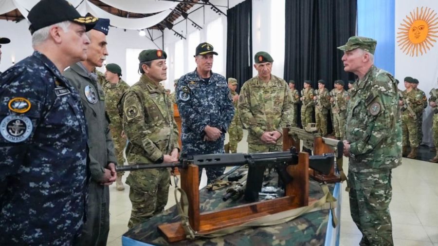 Las Fuerzas Armadas avanzan con la incorporación de nuevo equipamiento militar.