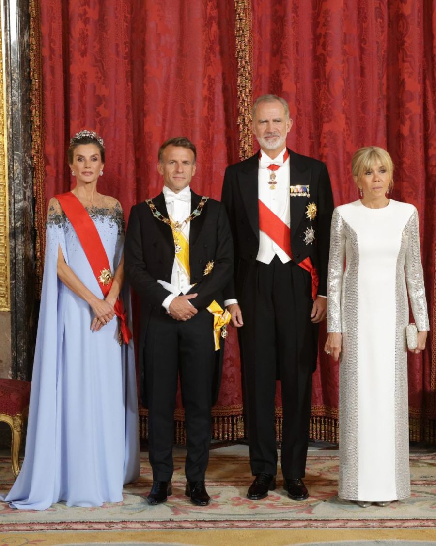 Letizia Ortiz con elegante vestido de Carolina Herrera