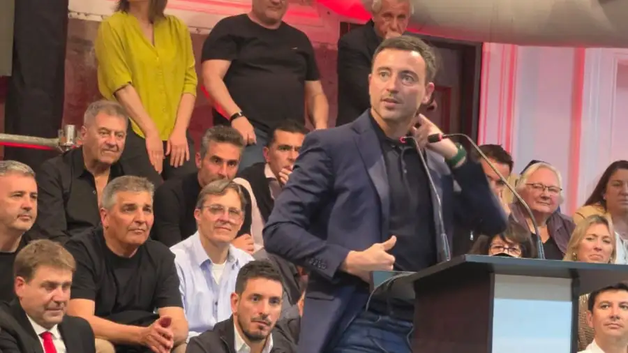 Rodrigo De Loredo en la asunción de autoridades de la UCR
