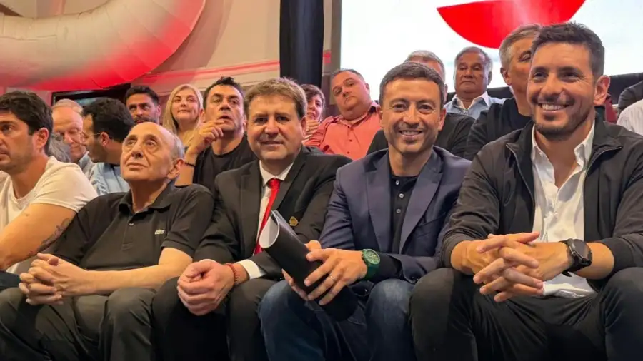 Rodrigo De Loredo en la asunción de autoridades de la UCR