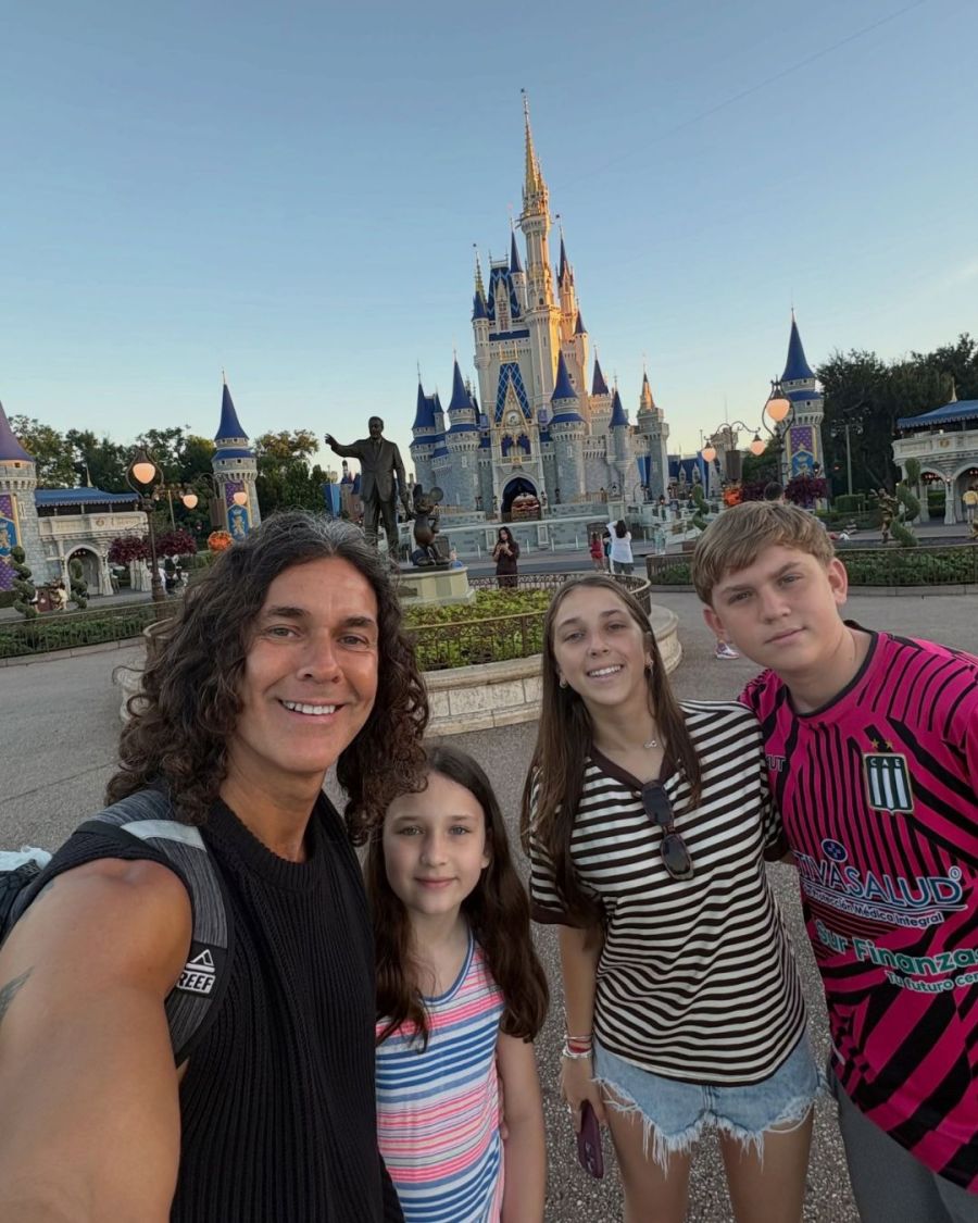 Las vacaciones de Mariano Martínez y sus hijos en Disney