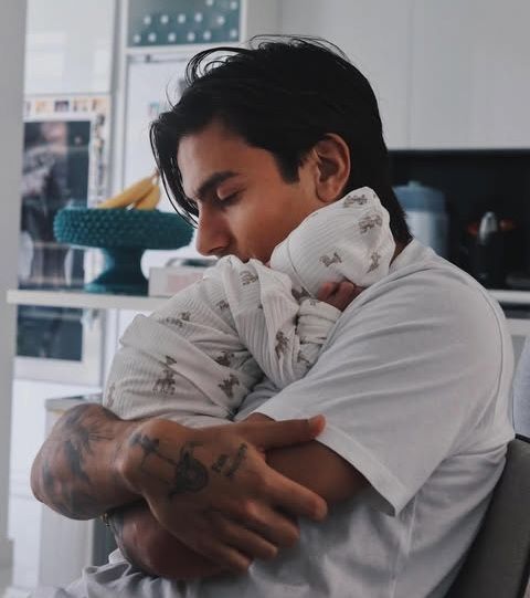 Paulo Dybala y Gia