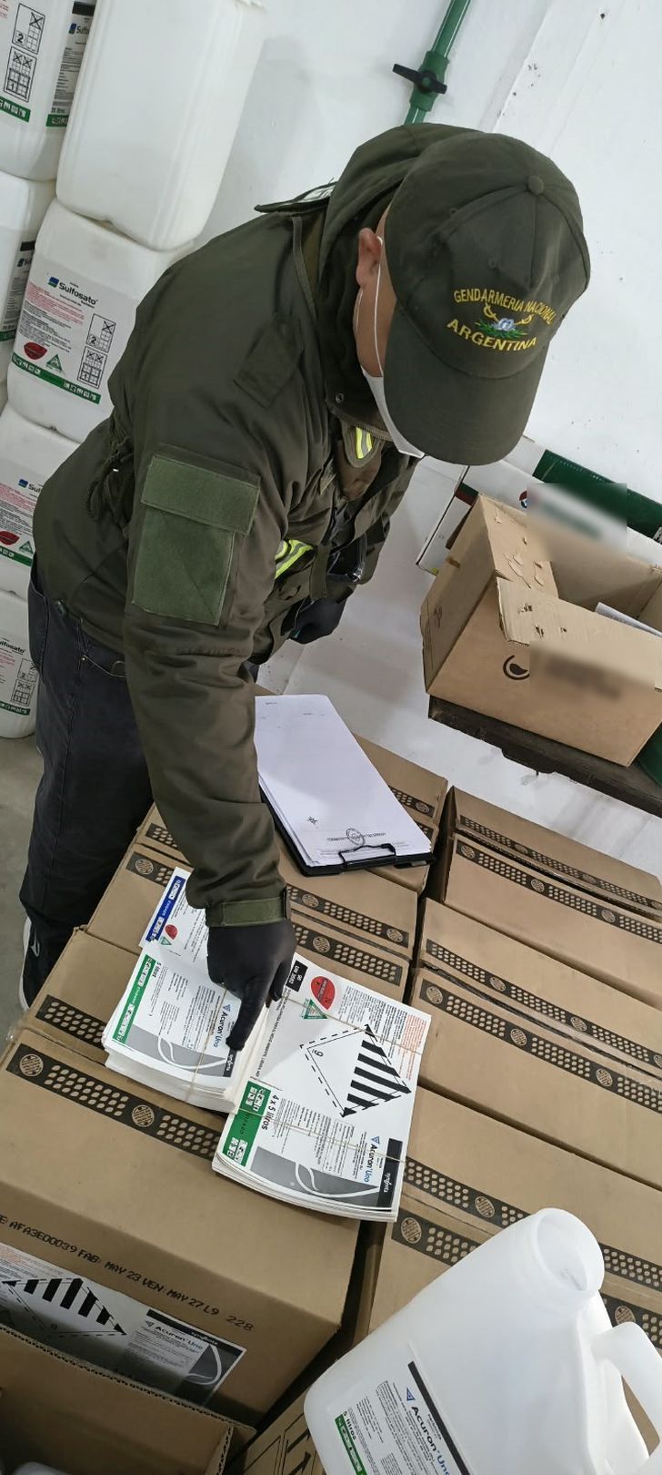 Agroquímicos falsos y Gendarmería