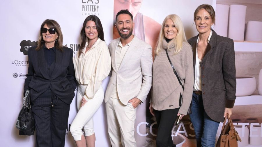 Dalma Maradona, Gabriel Corrado, Rosario y Julieta Ortega 