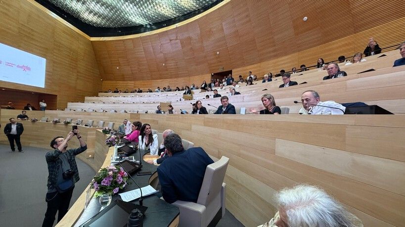 Ferrero recibió el respaldo de la UCR y de todo el arco opositor